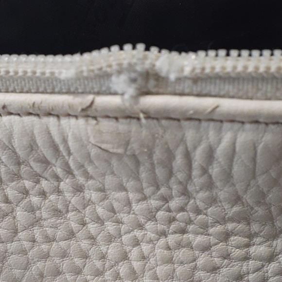 Fossil cream pebble leather shoulder bag - Picture 15 of 17